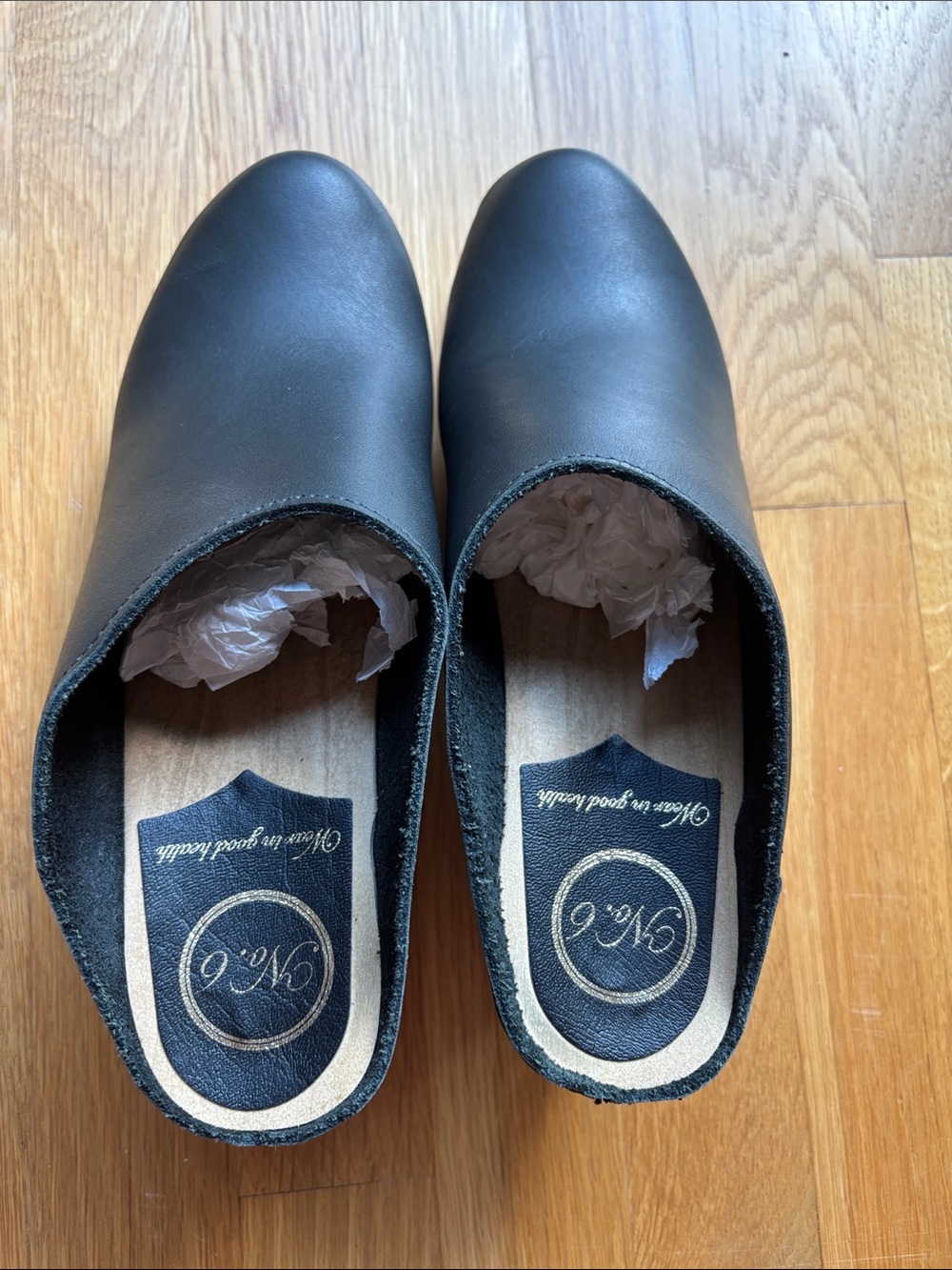 No. 6 store black high clogs NEW